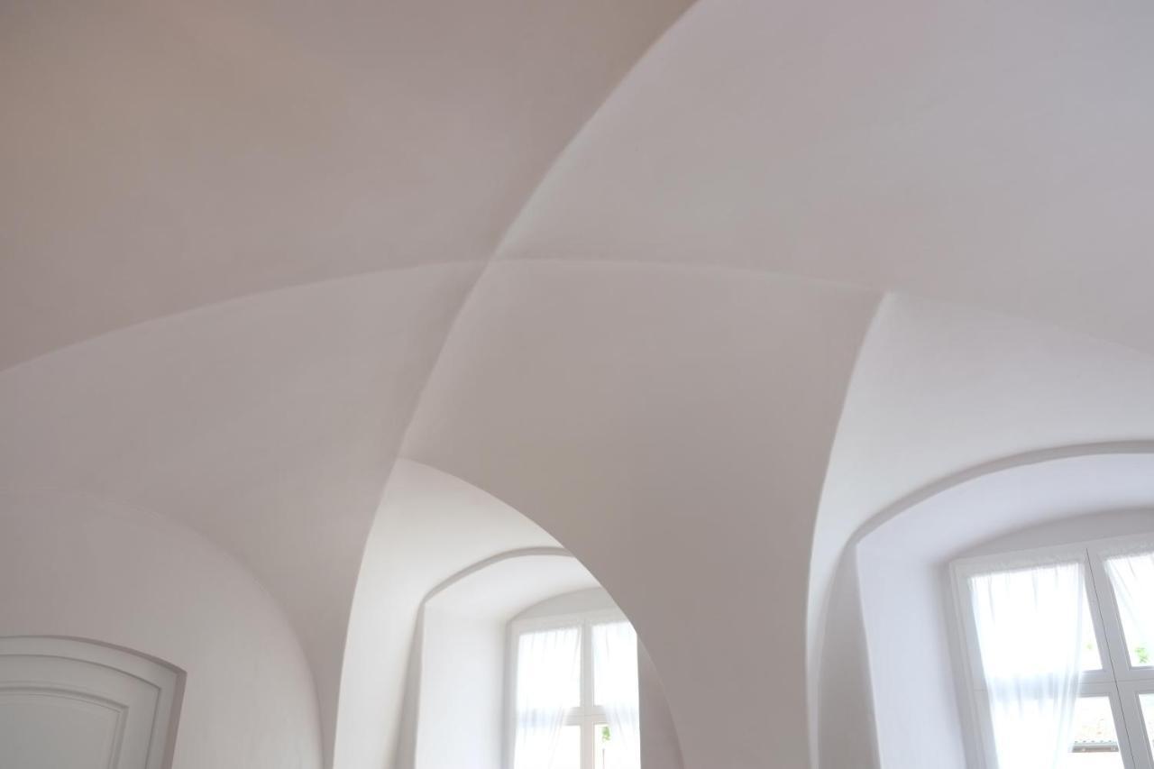 60Qm Wohnung Naabtal Im Historischen Pfarrhaus Pielenhofen Екстериор снимка