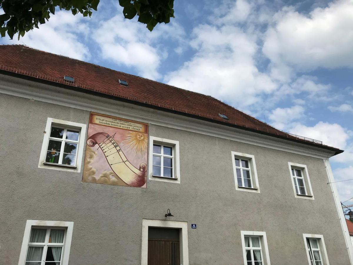 60Qm Wohnung Naabtal Im Historischen Pfarrhaus Pielenhofen Екстериор снимка